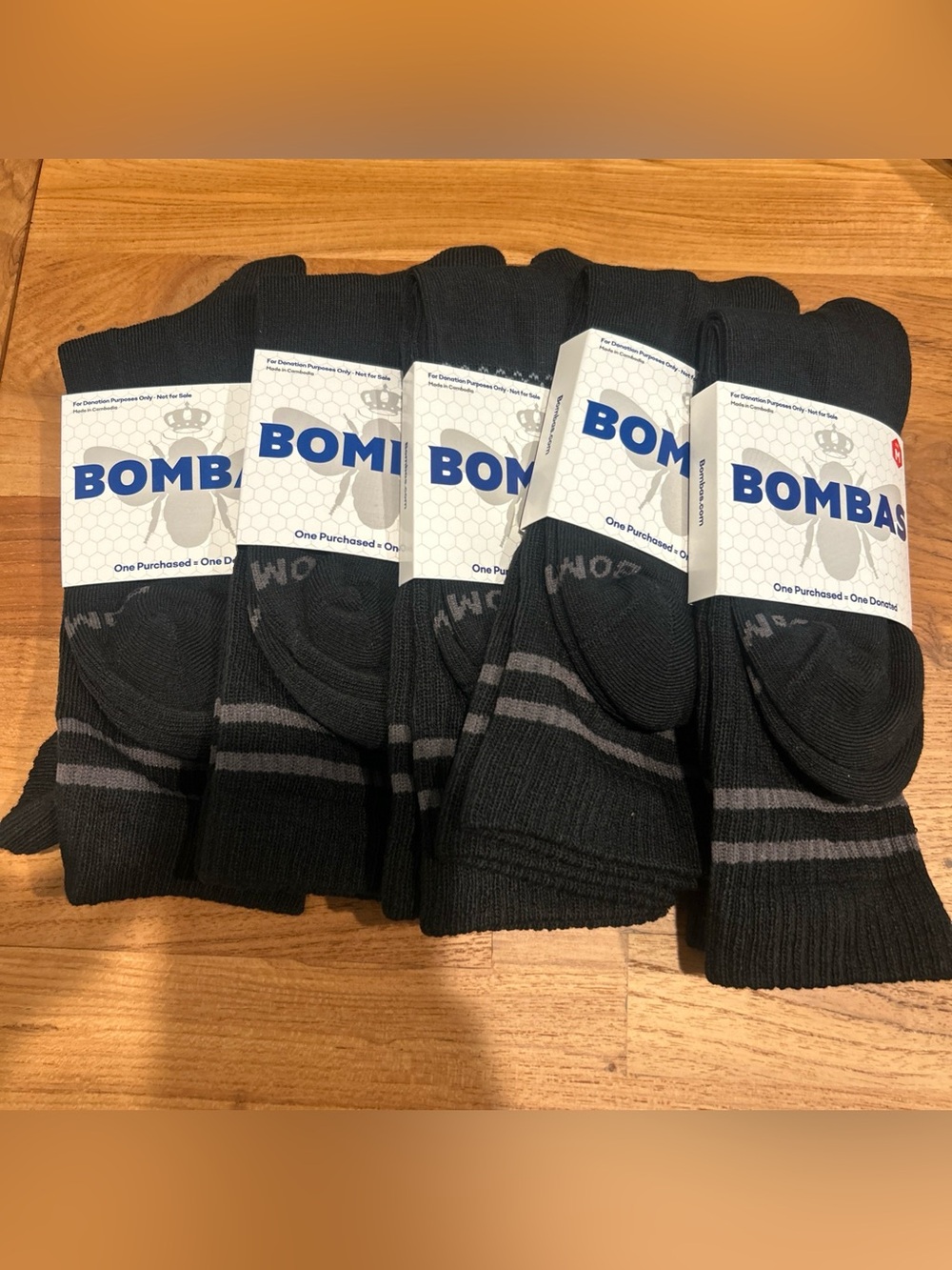 Bombas Adult Black Socks Size Medium Calf Crew Socks 5 Pairs NWT